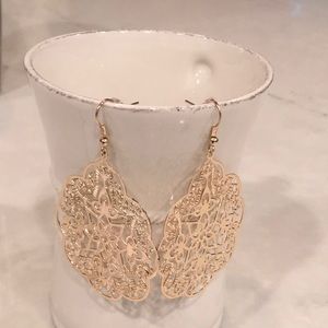 Gold dangling earrings